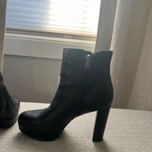Naturalizer Black Heeled Boots